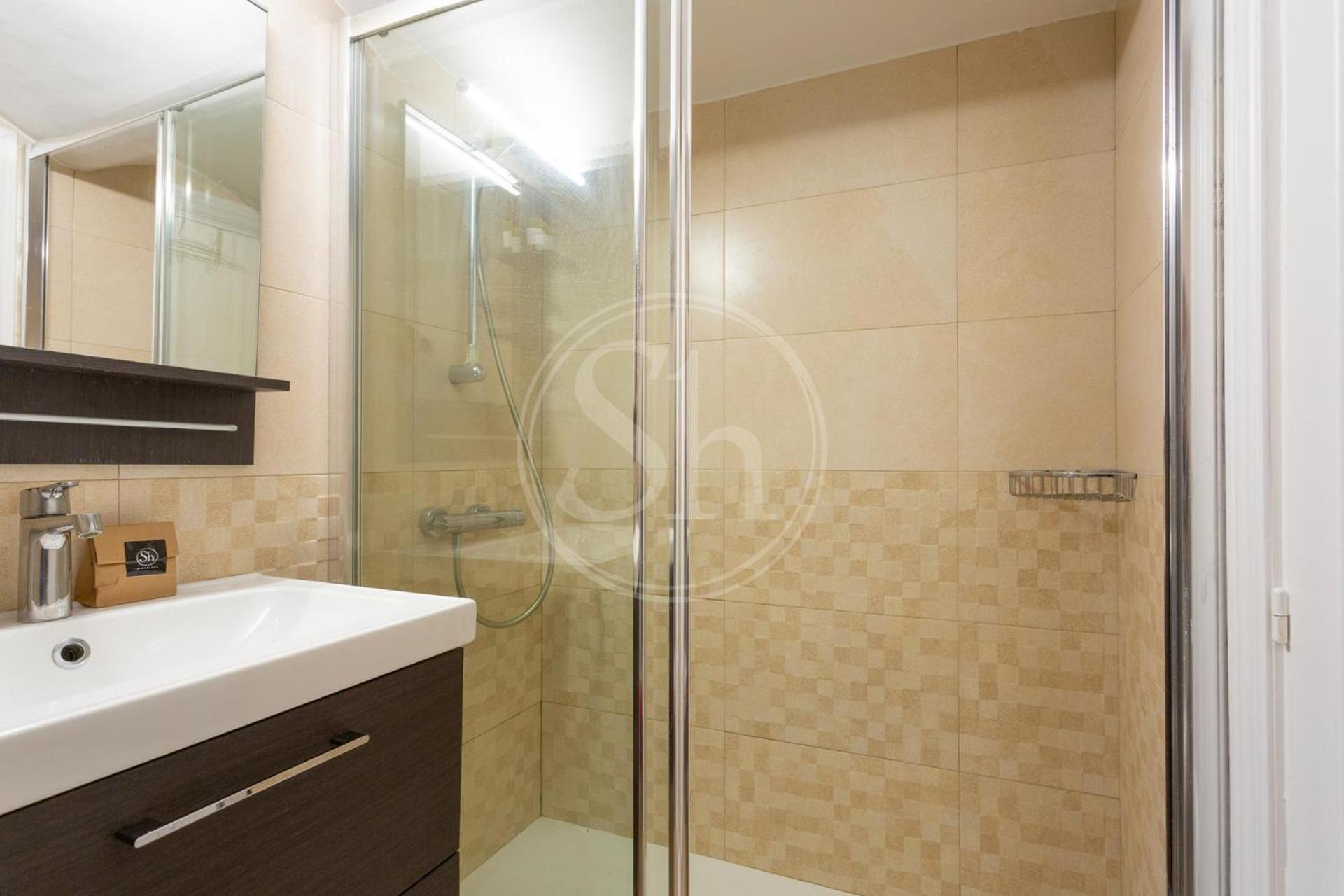 Practico Apartamento Cerca De Estacion De Sants Барселона Екстер'єр фото