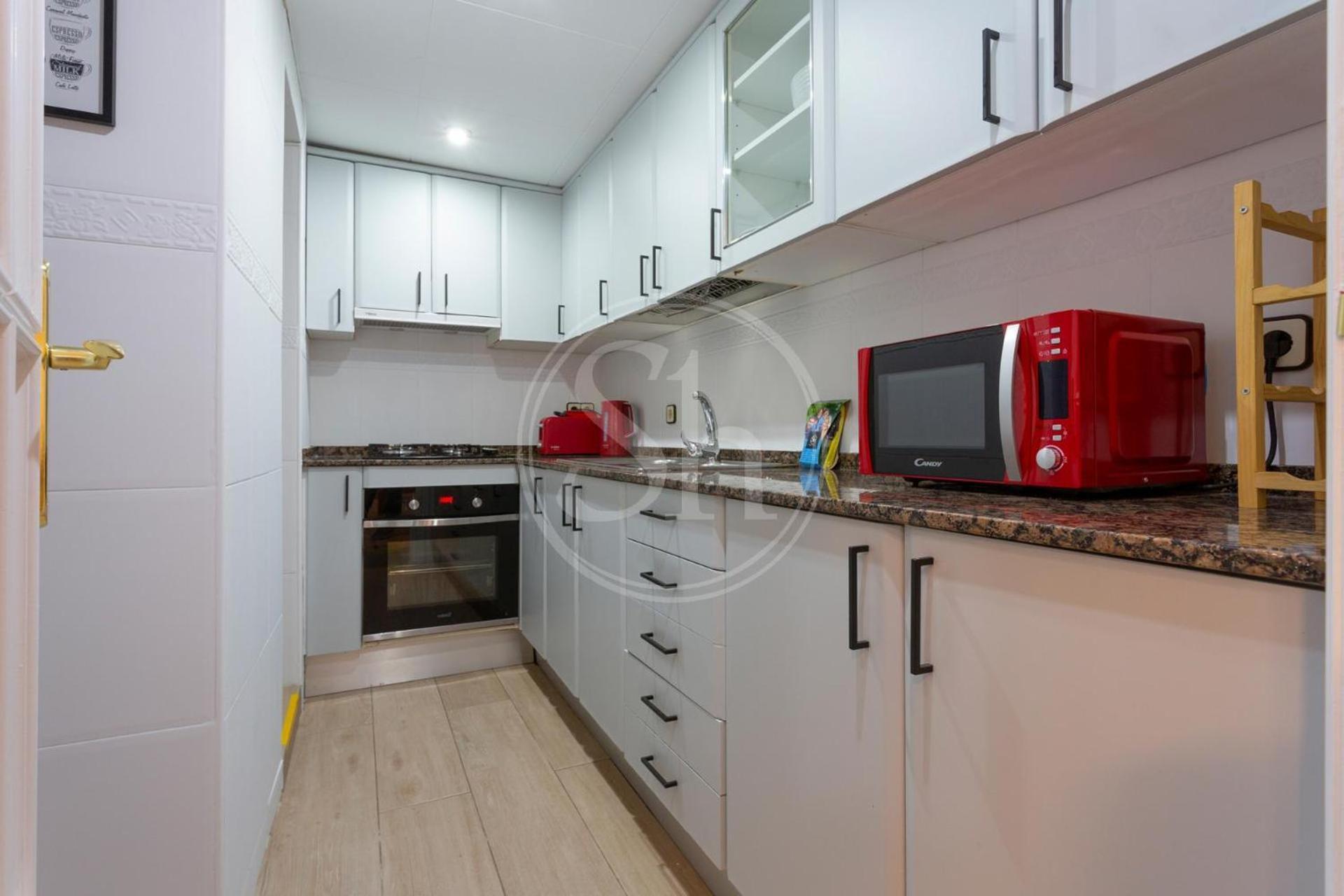 Practico Apartamento Cerca De Estacion De Sants Барселона Екстер'єр фото
